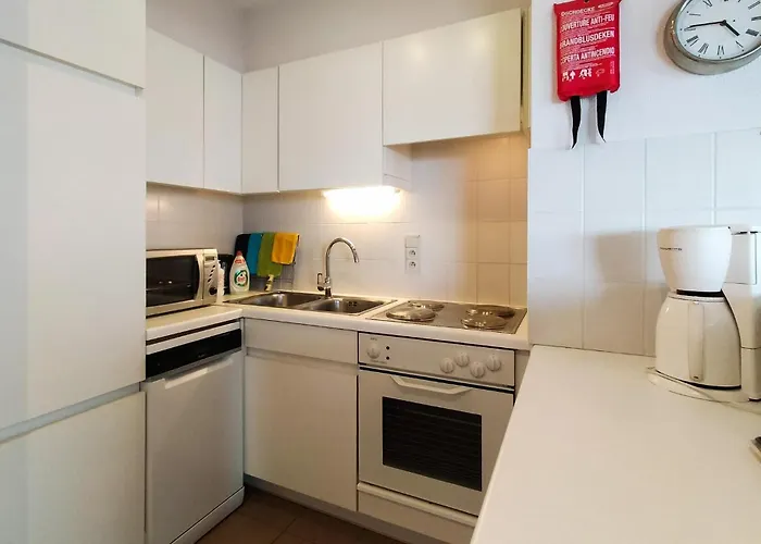 Front In With Wifi Apartment *