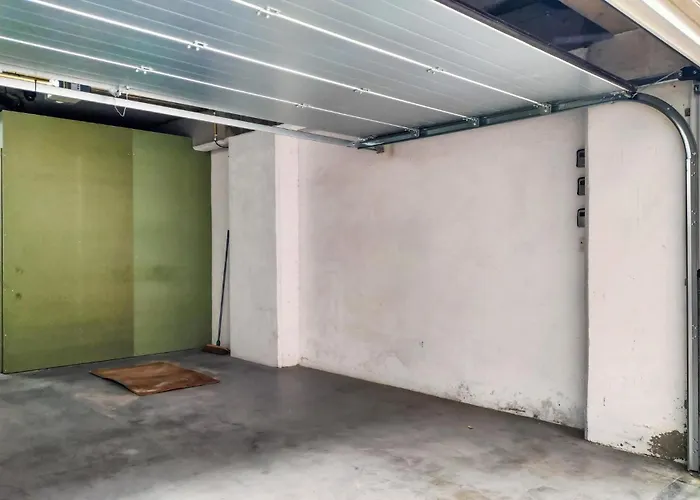 Front In With Wifi Apartment *